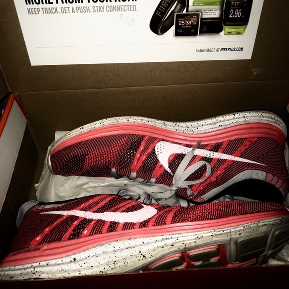 Worn once maybe twice Nike’s flyknit one+ - Picture 1 of 4